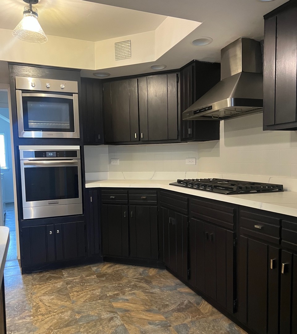 411 Suwanee Street Property Photo 13