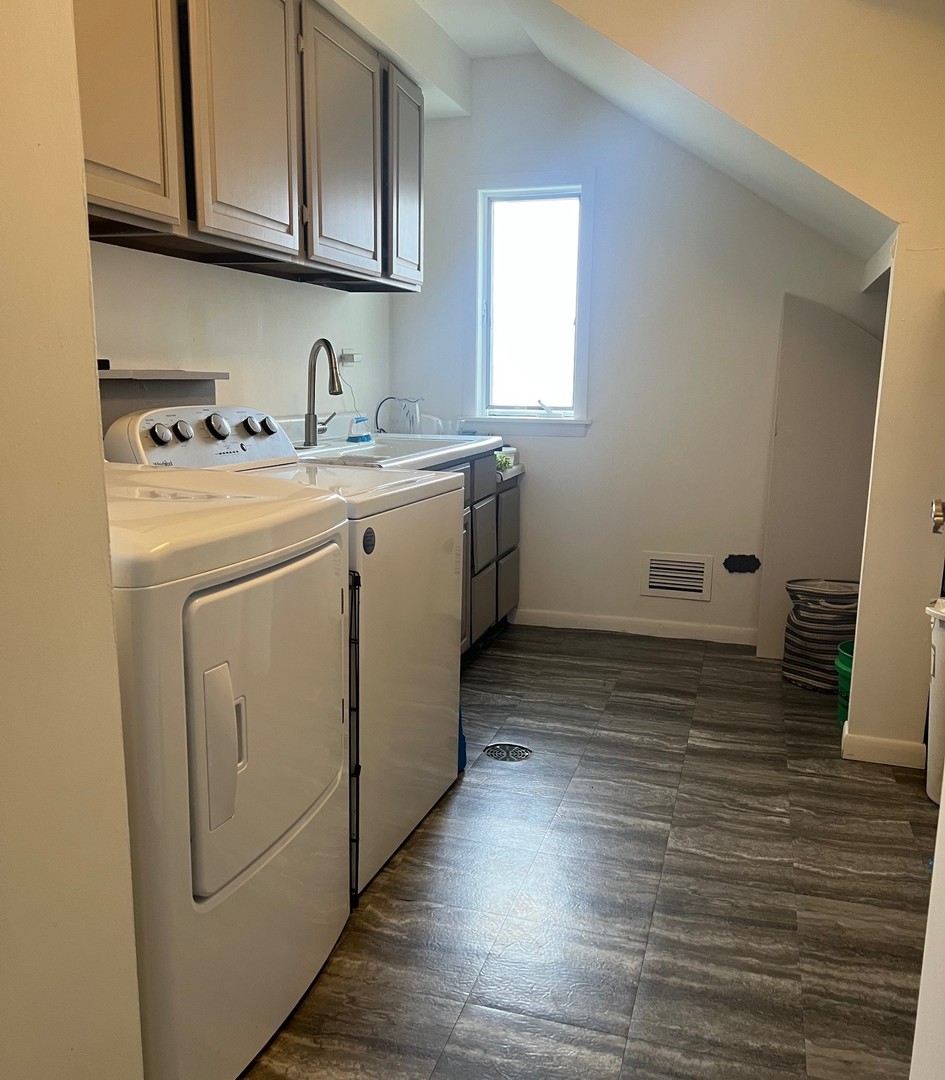 411 Suwanee Street Property Photo 20