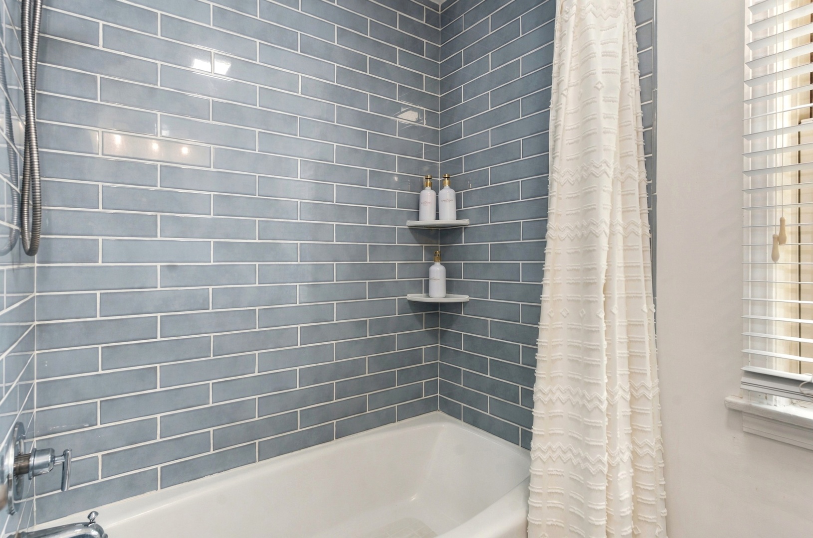 5037 N Newcastle Avenue Property Photo 19