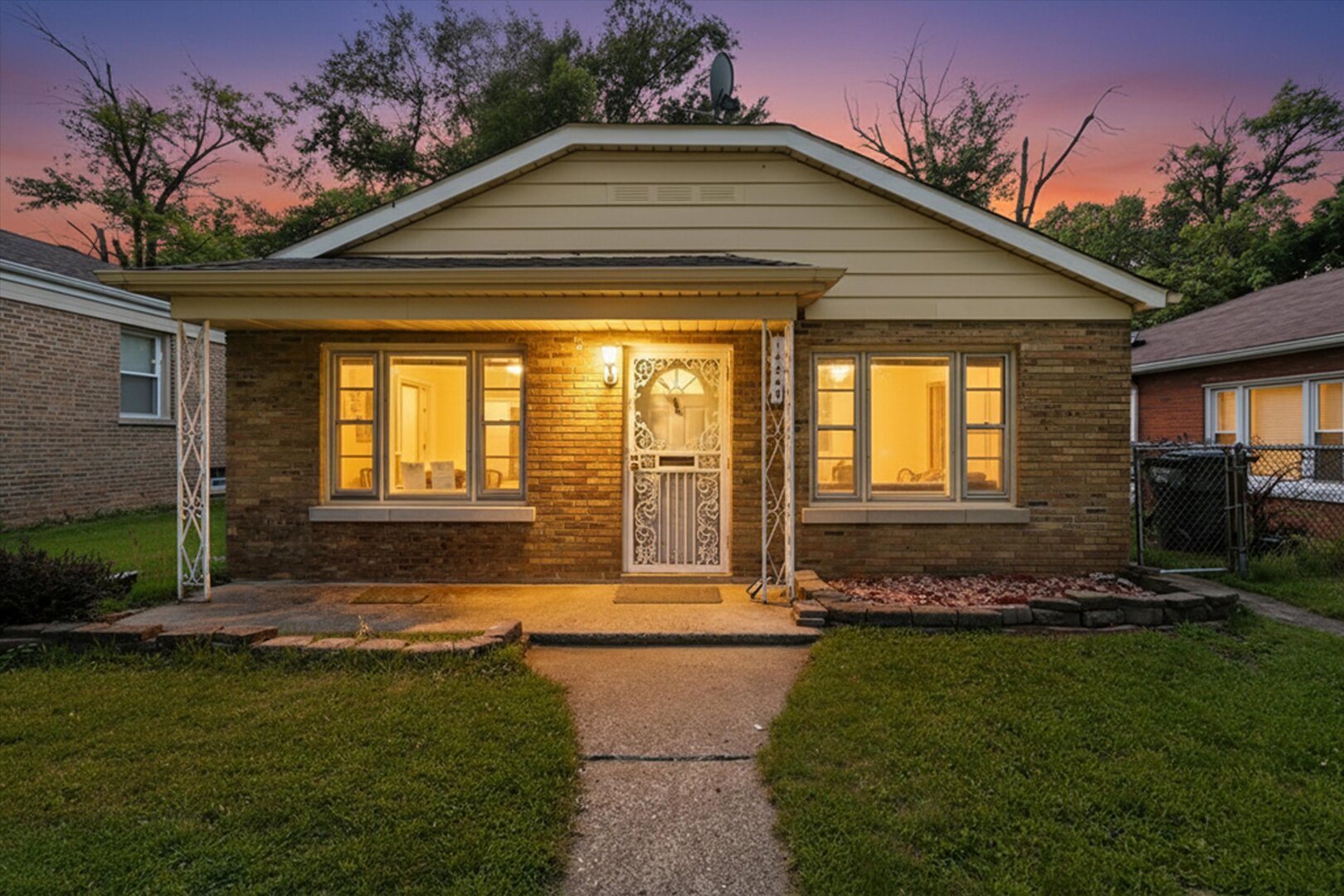 14840 Langley Avenue Property Photo 1