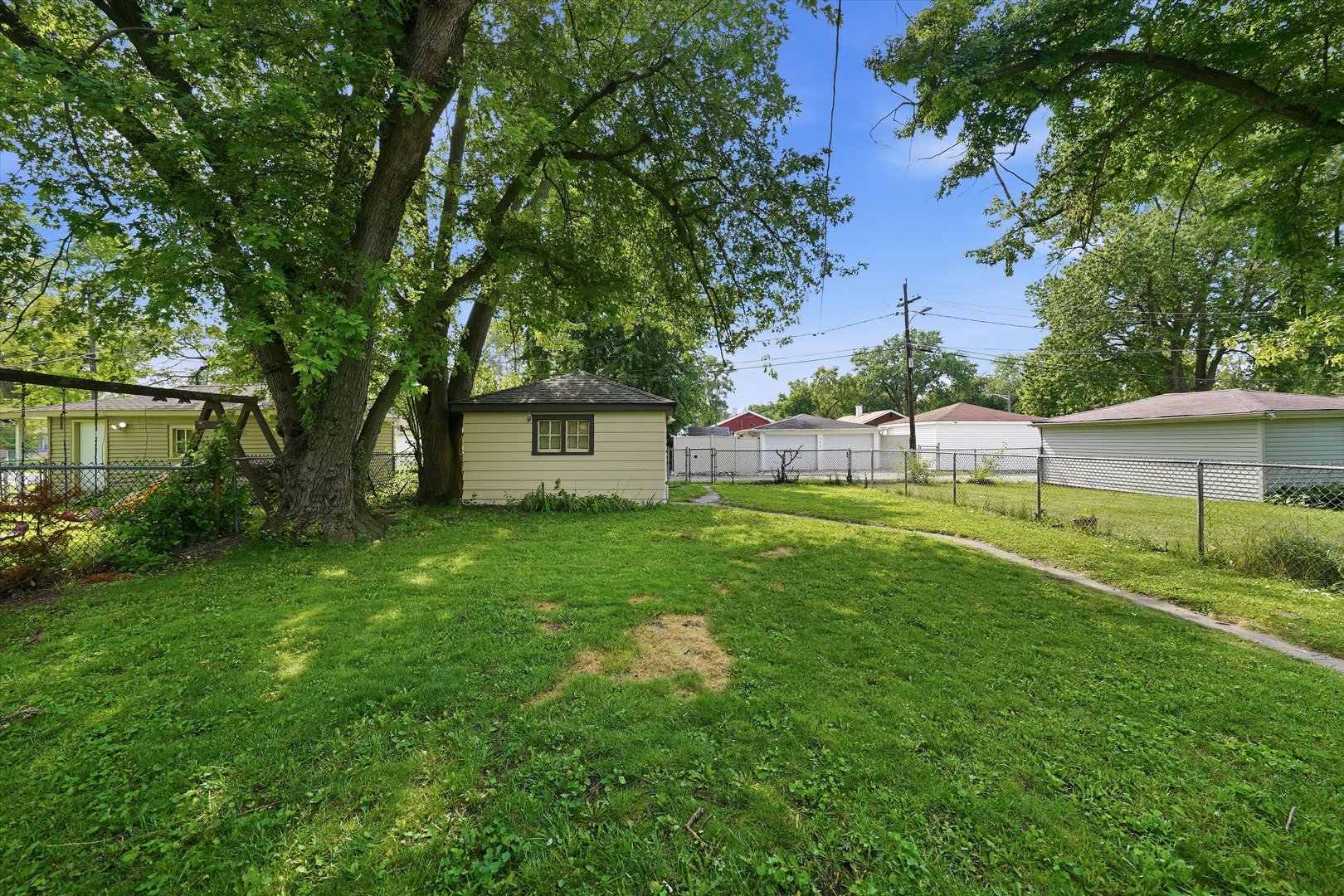 14840 Langley Avenue Property Photo 14