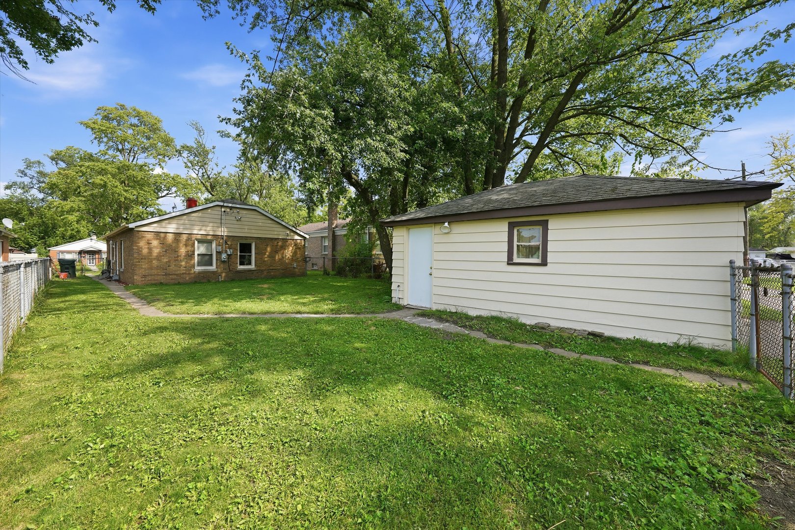14840 Langley Avenue Property Photo 15