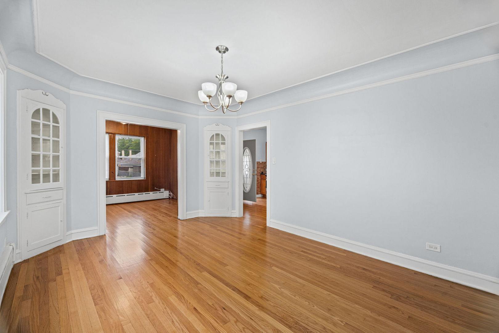 1646 N Sayre Avenue Property Photo 7