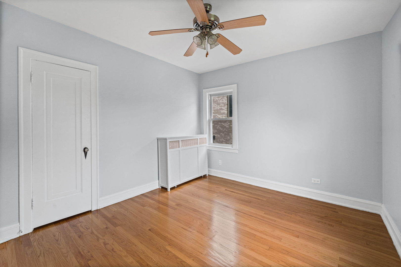 1646 N Sayre Avenue Property Photo 24
