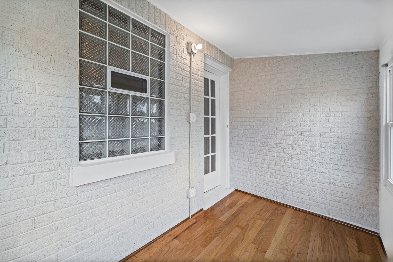 1646 N Sayre Avenue Property Photo 27