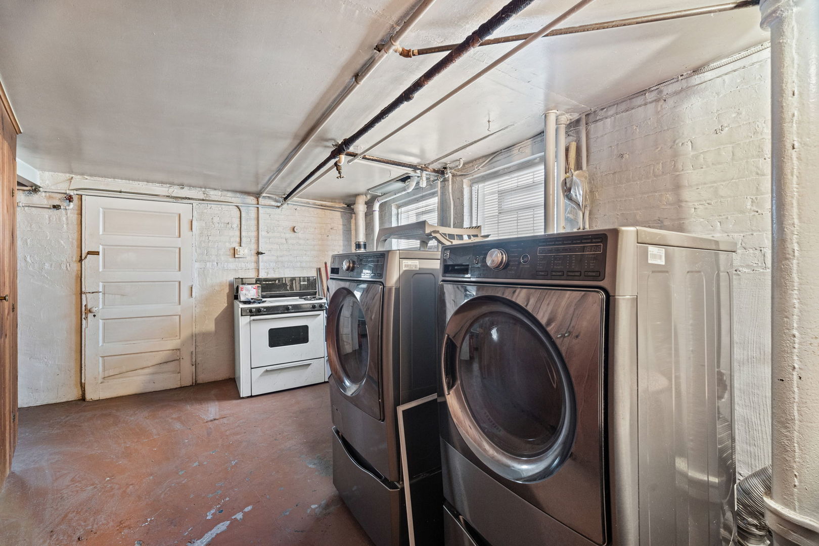 1646 N Sayre Avenue Property Photo 30