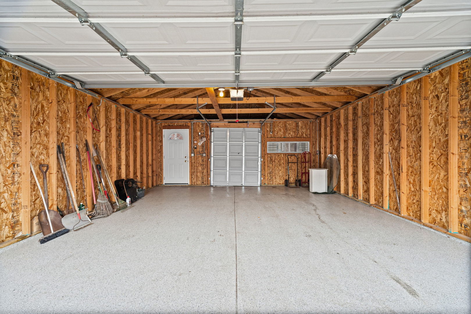 1646 N Sayre Avenue Property Photo 32