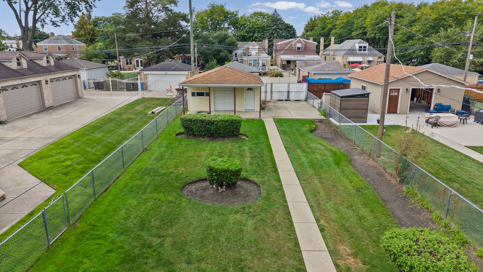 1646 N Sayre Avenue Property Photo 36