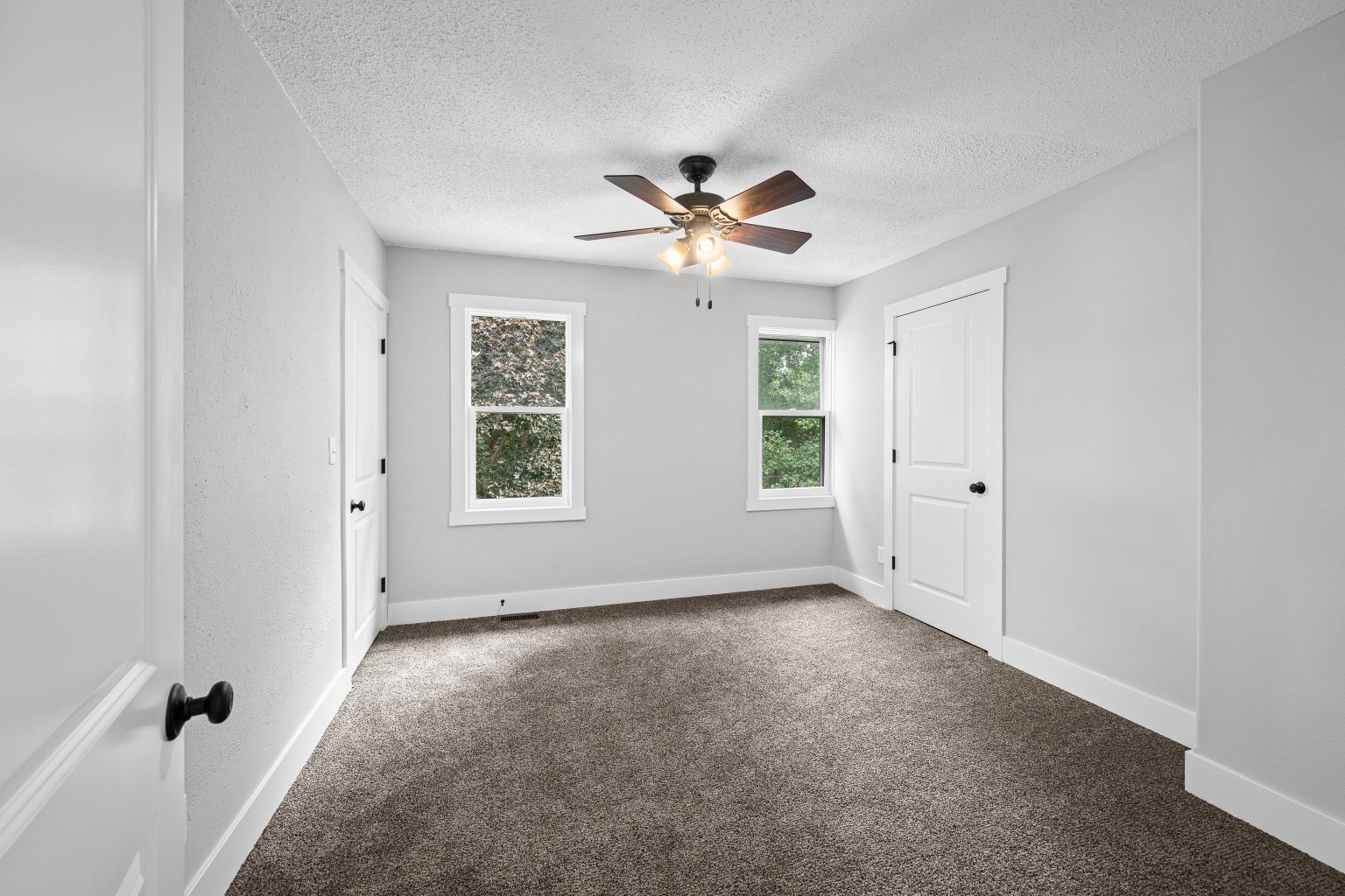 2384 28th Street Property Photo 25
