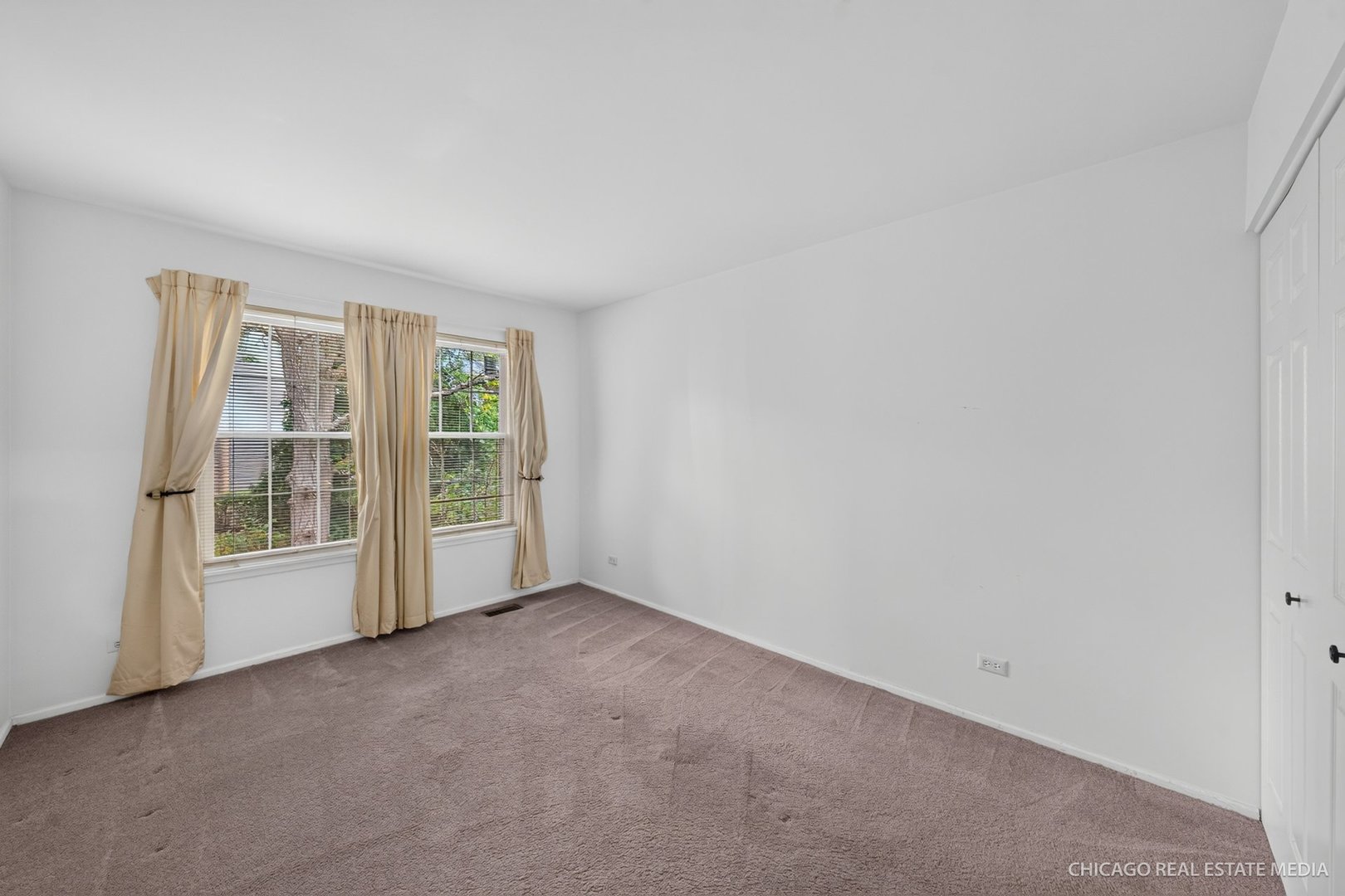 518 Palm Court Property Photo 15