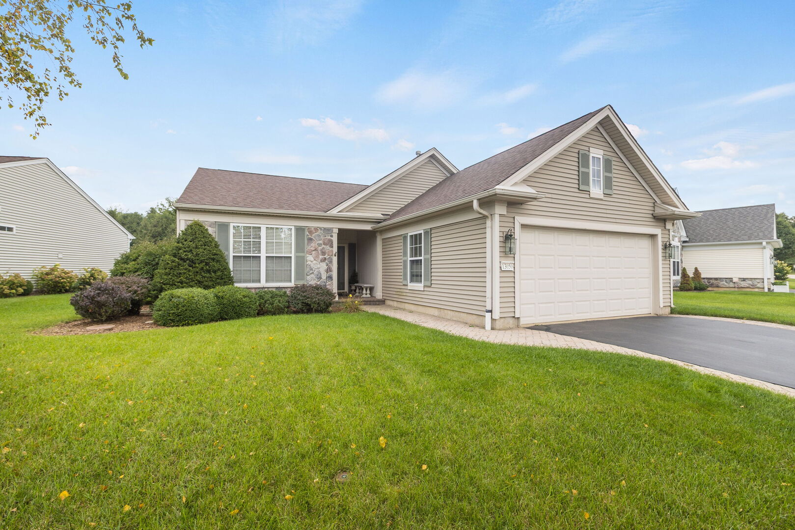 13050 Crestview Drive Property Photo 1