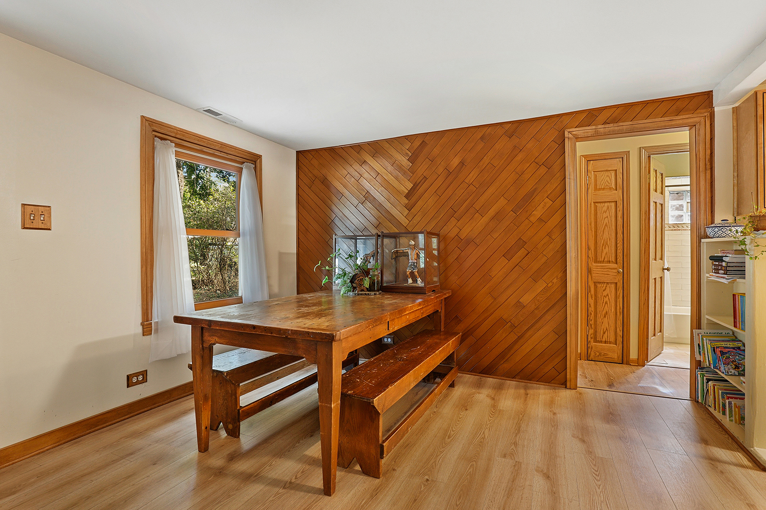18018 Armitage Court Property Photo 4