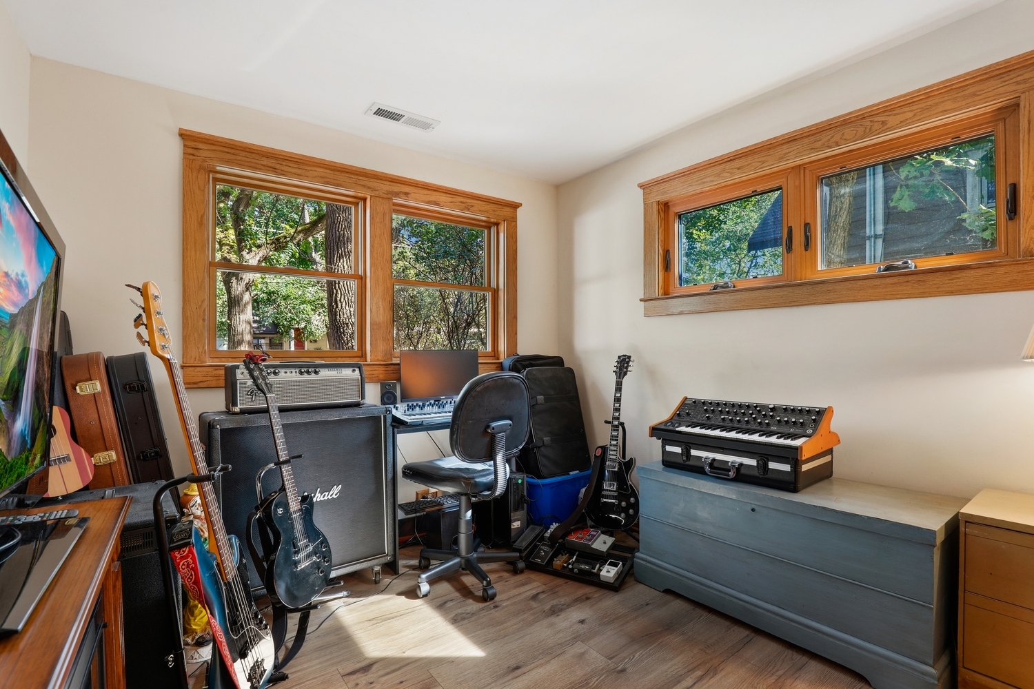 18018 Armitage Court Property Photo 12