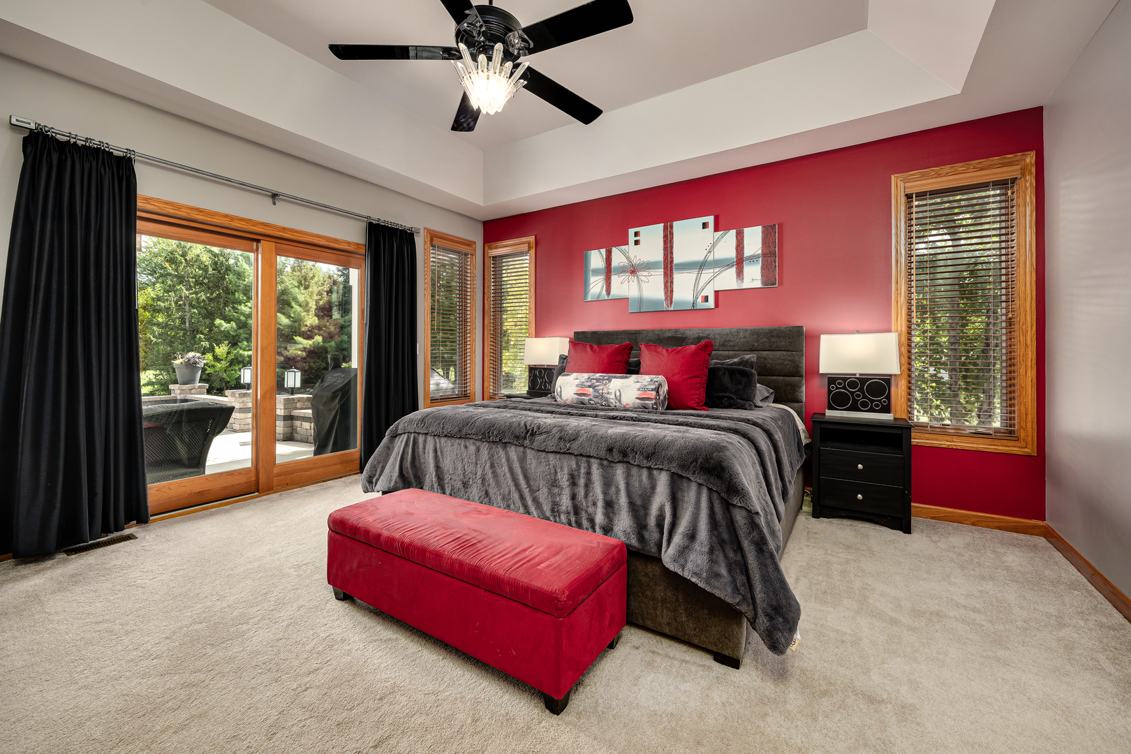 560 Birch Hollow Drive Property Photo 14