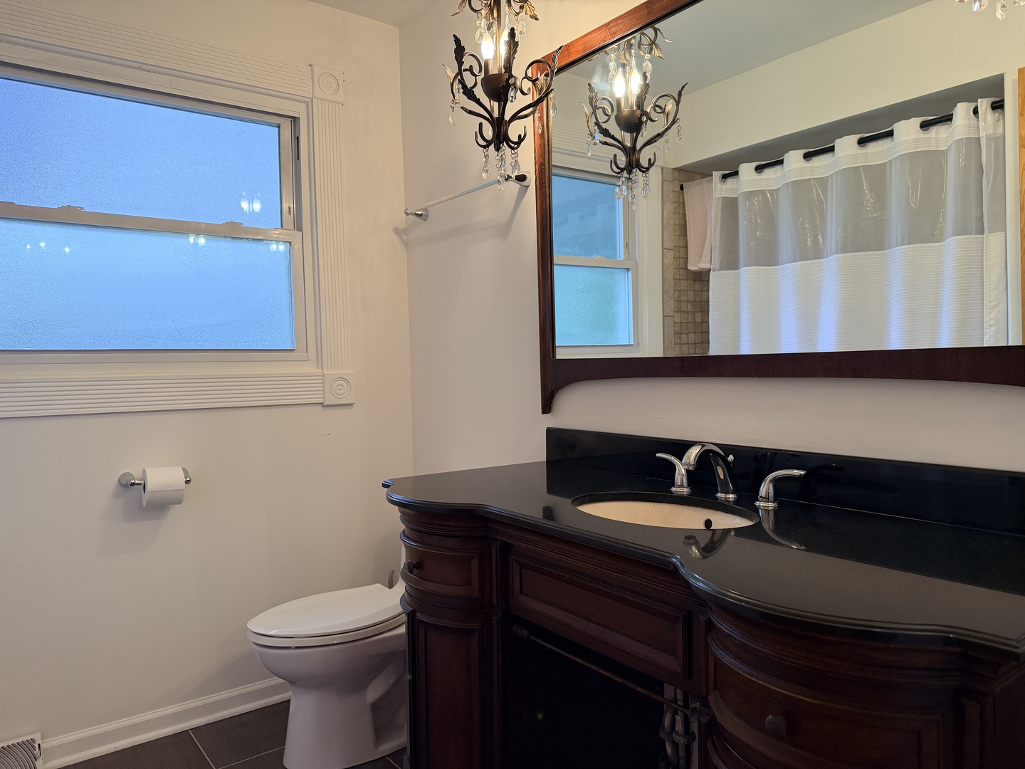 729 Latimer Lane Property Photo 18