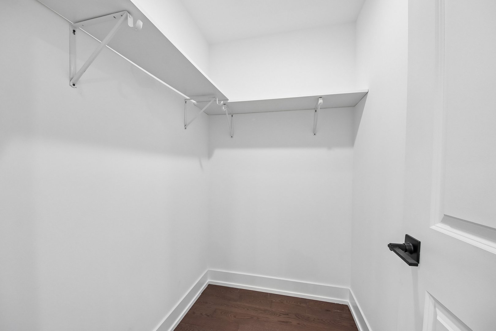 1114 N Broadway Avenue Property Photo 44
