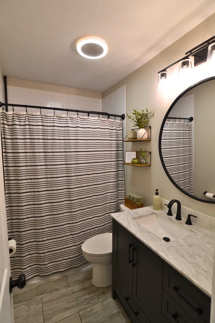 2550 Cody Street Property Photo 7