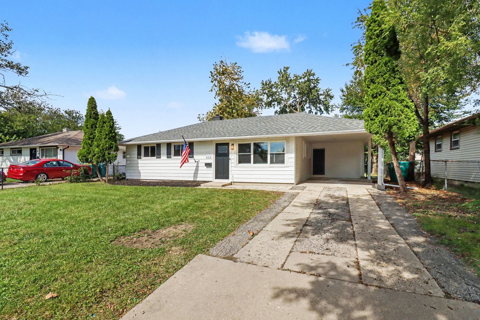 2313 Benedict Avenue Property Photo 2