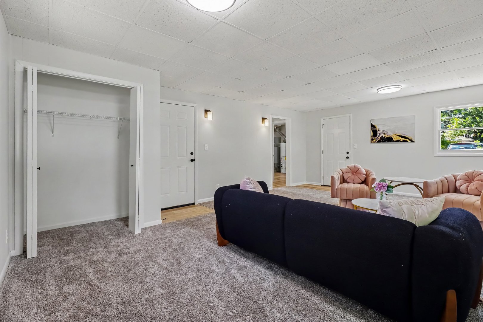 2313 Benedict Avenue Property Photo 10