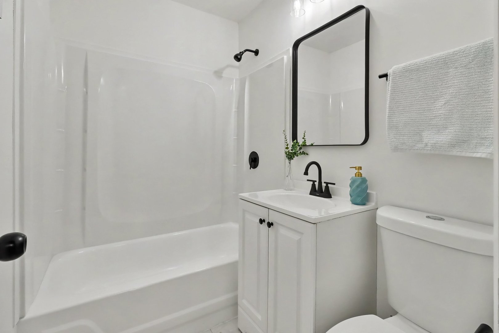 2313 Benedict Avenue Property Photo 15