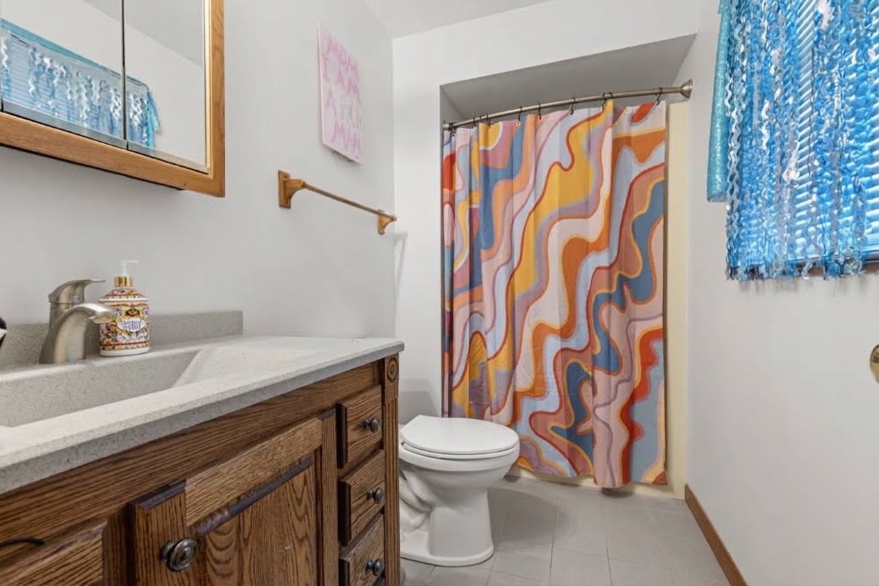 6037 Banbridge Drive Property Photo 14