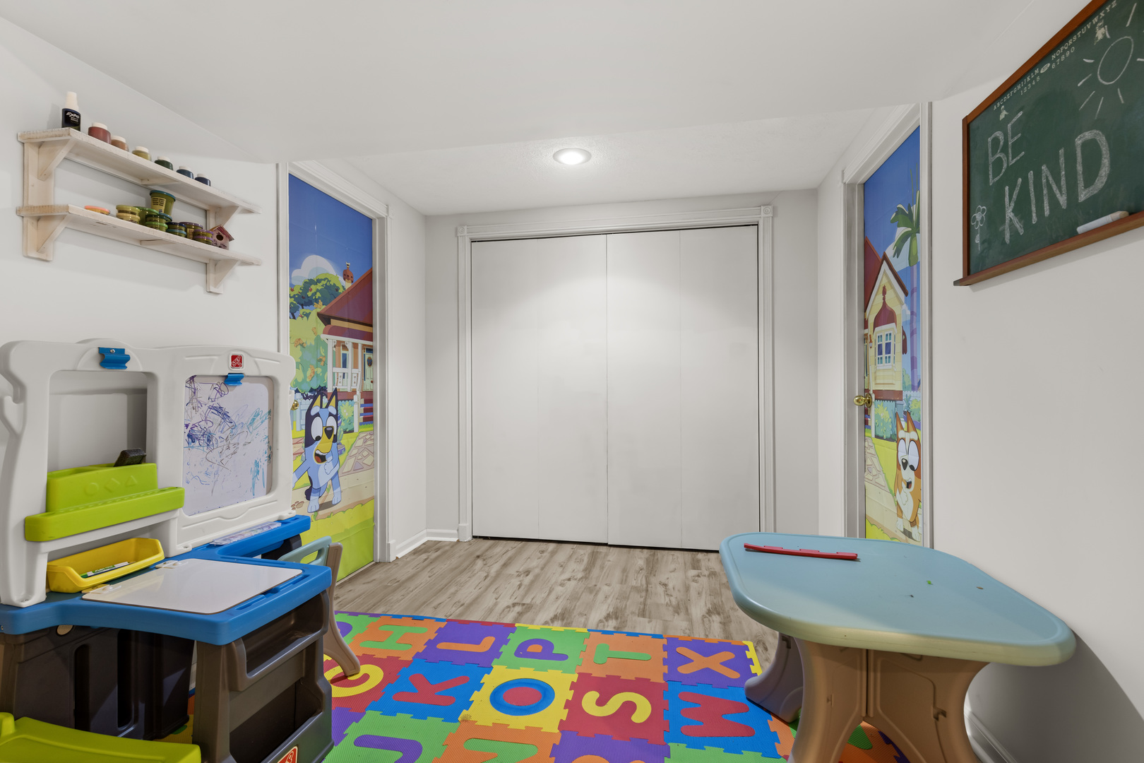6037 Banbridge Drive Property Photo 15