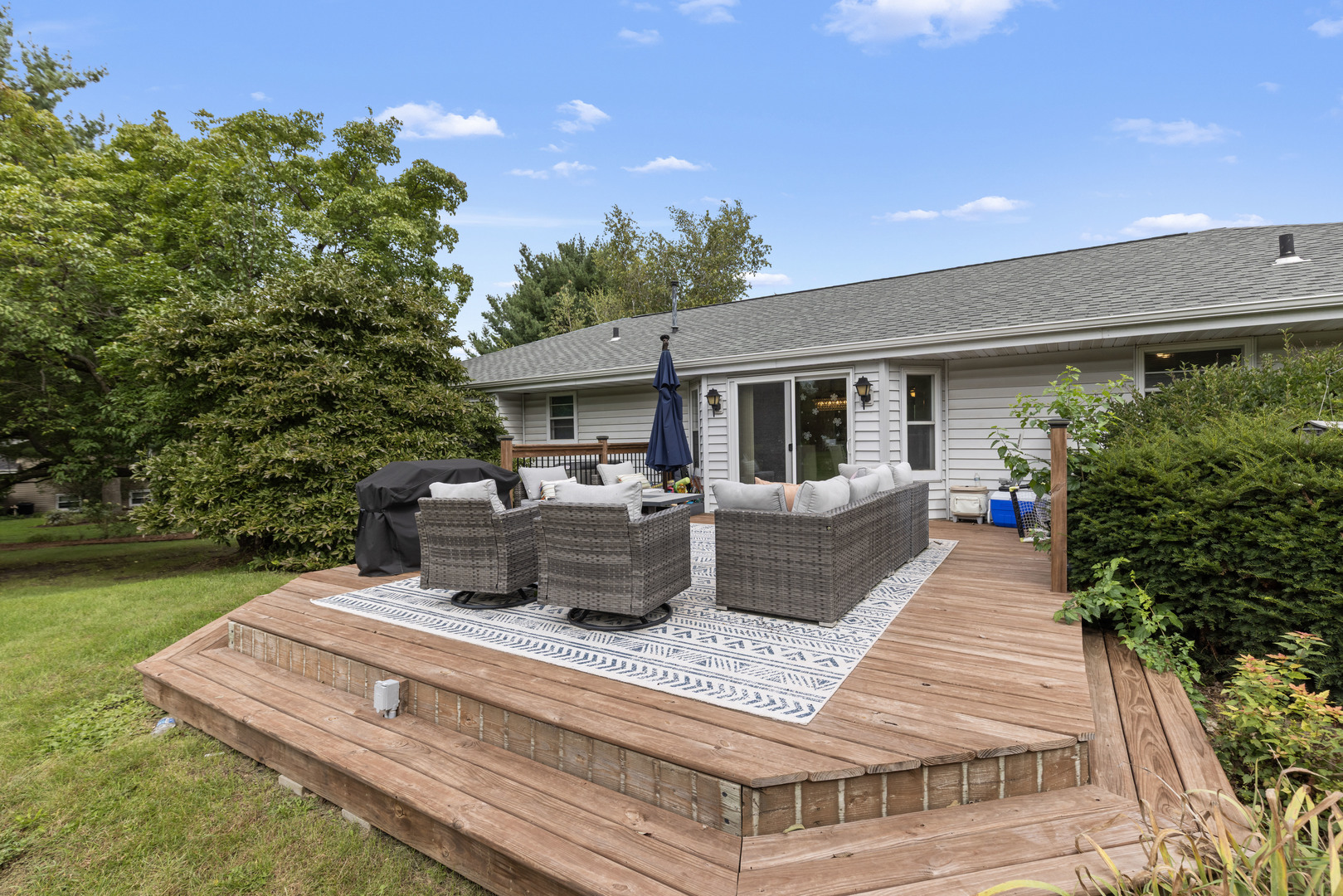 6037 Banbridge Drive Property Photo 20