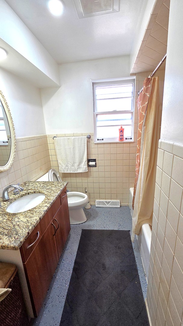 3517 Sarah Street Property Photo 14