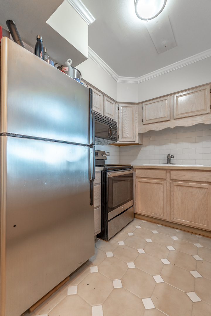 777 N Michigan Avenue 3508 Property Photo 10