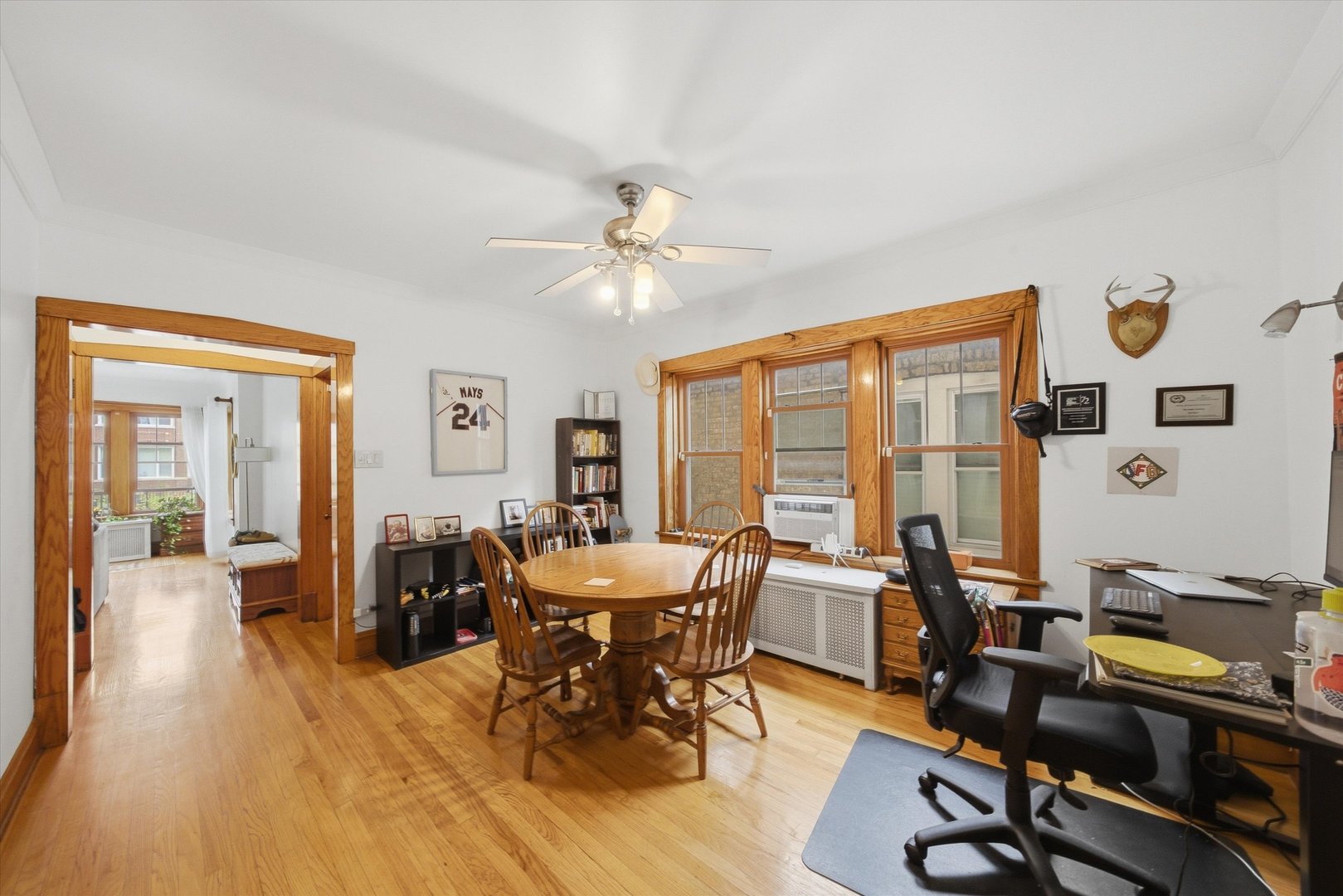 4055 W Nelson Street Property Photo 11