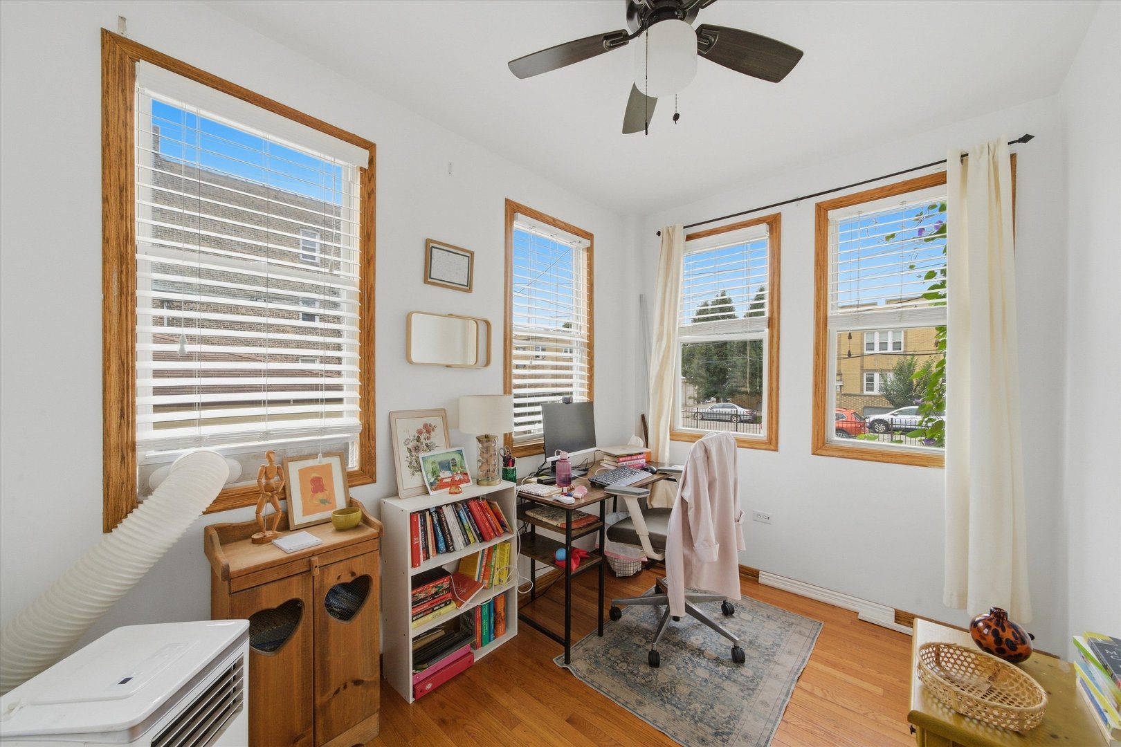 4055 W Nelson Street Property Photo 18