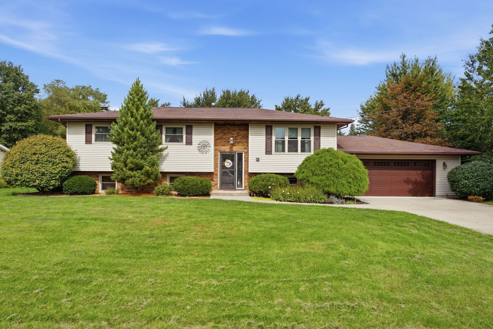 1 Kimberly Drive Property Photo 1