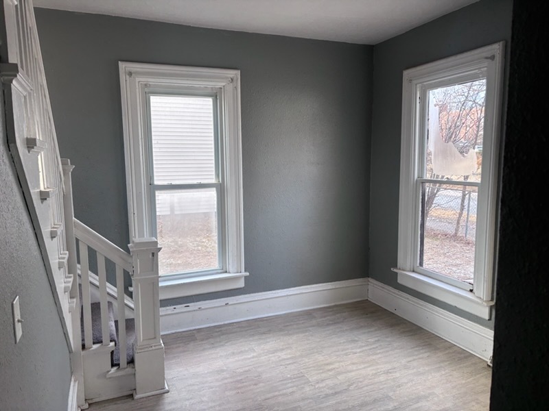 913 Vine Street Property Photo 8