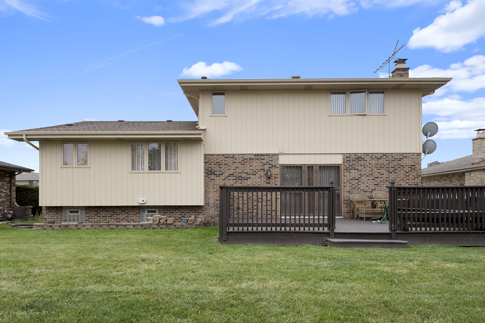 1922 E 173rd Place Property Photo 24