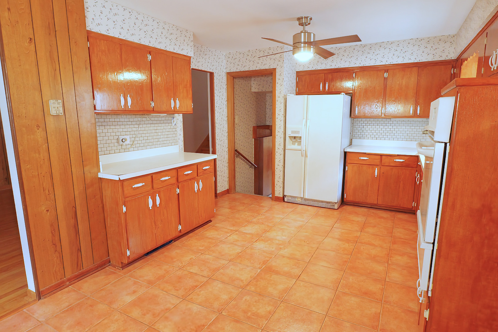9734 Tulley Avenue Property Photo 4
