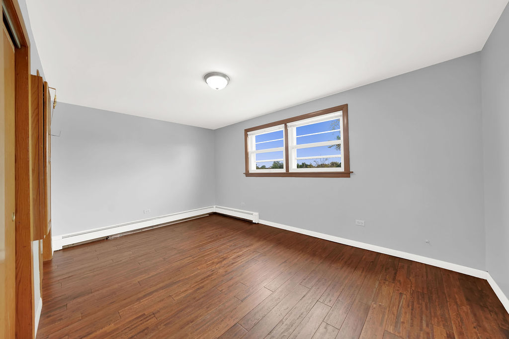 5701 S Kenton Avenue 3n Property Photo 9