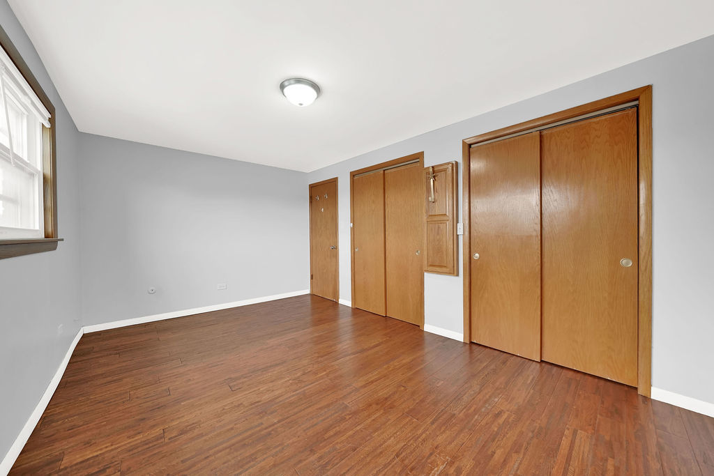 5701 S Kenton Avenue 3n Property Photo 10