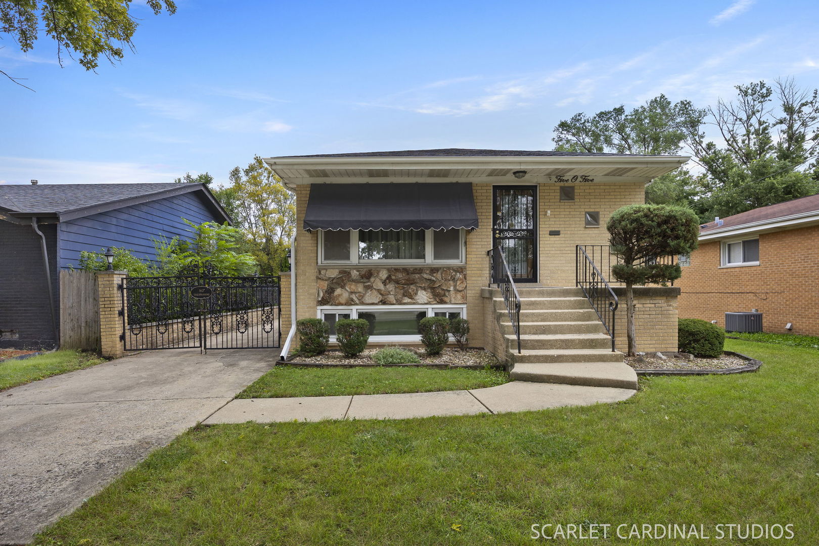 505 N Addison Road Property Photo 1