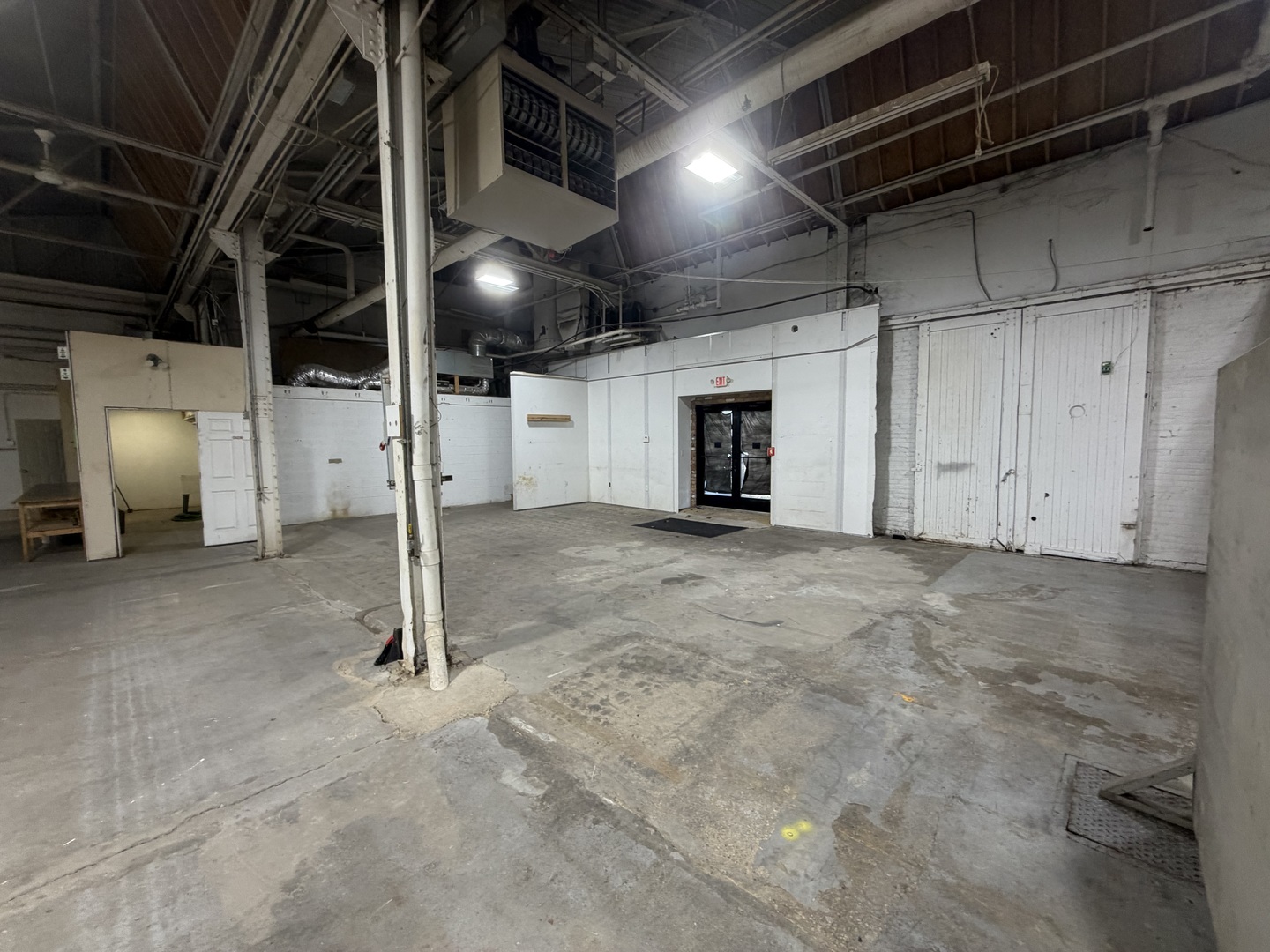 850 Ridgeway Avenue A Property Photo 2