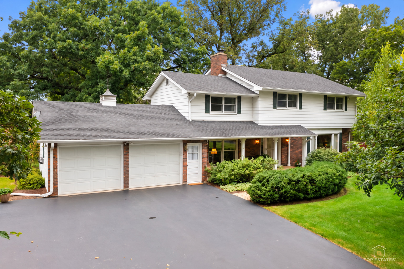 19n140 Felsmith Road Property Photo 1