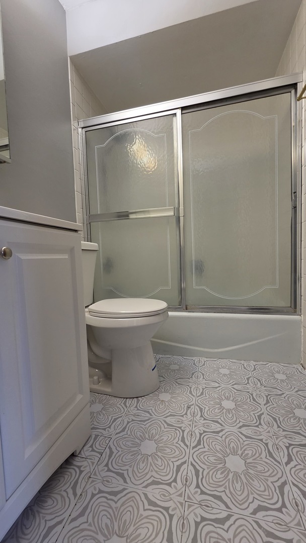 718 Cobblestone Circle C Property Photo 24