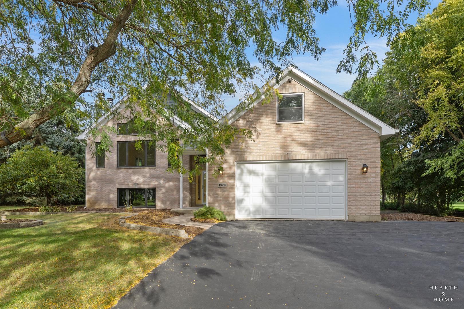 11610 Brittany Court Property Photo 2