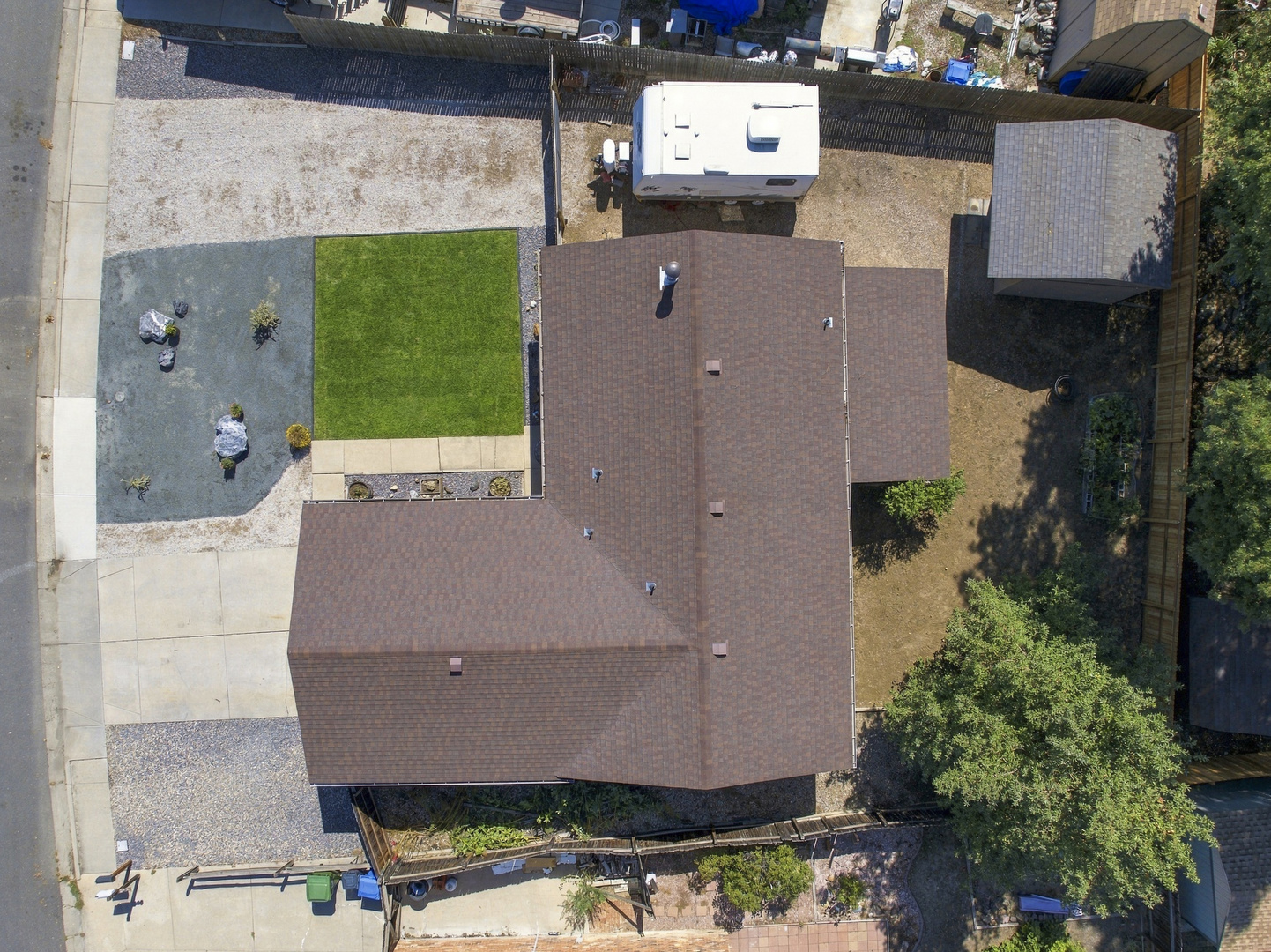2539 Eugene Drive Property Photo 3