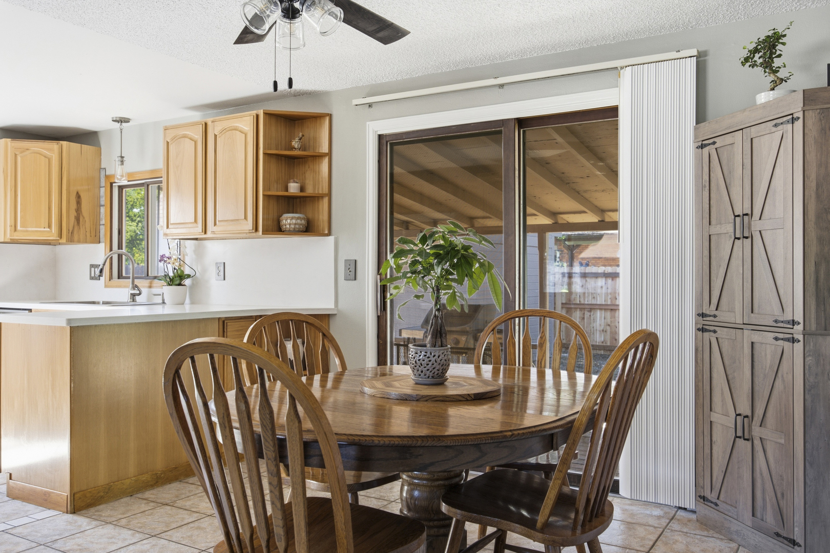 2539 Eugene Drive Property Photo 20