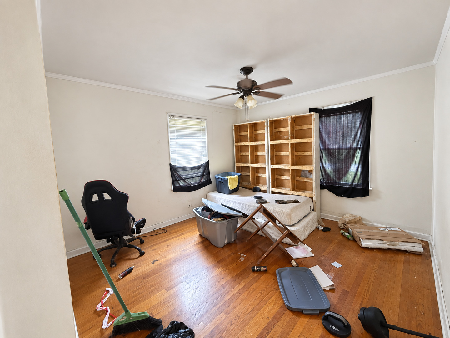 22040 Main Street Property Photo 7
