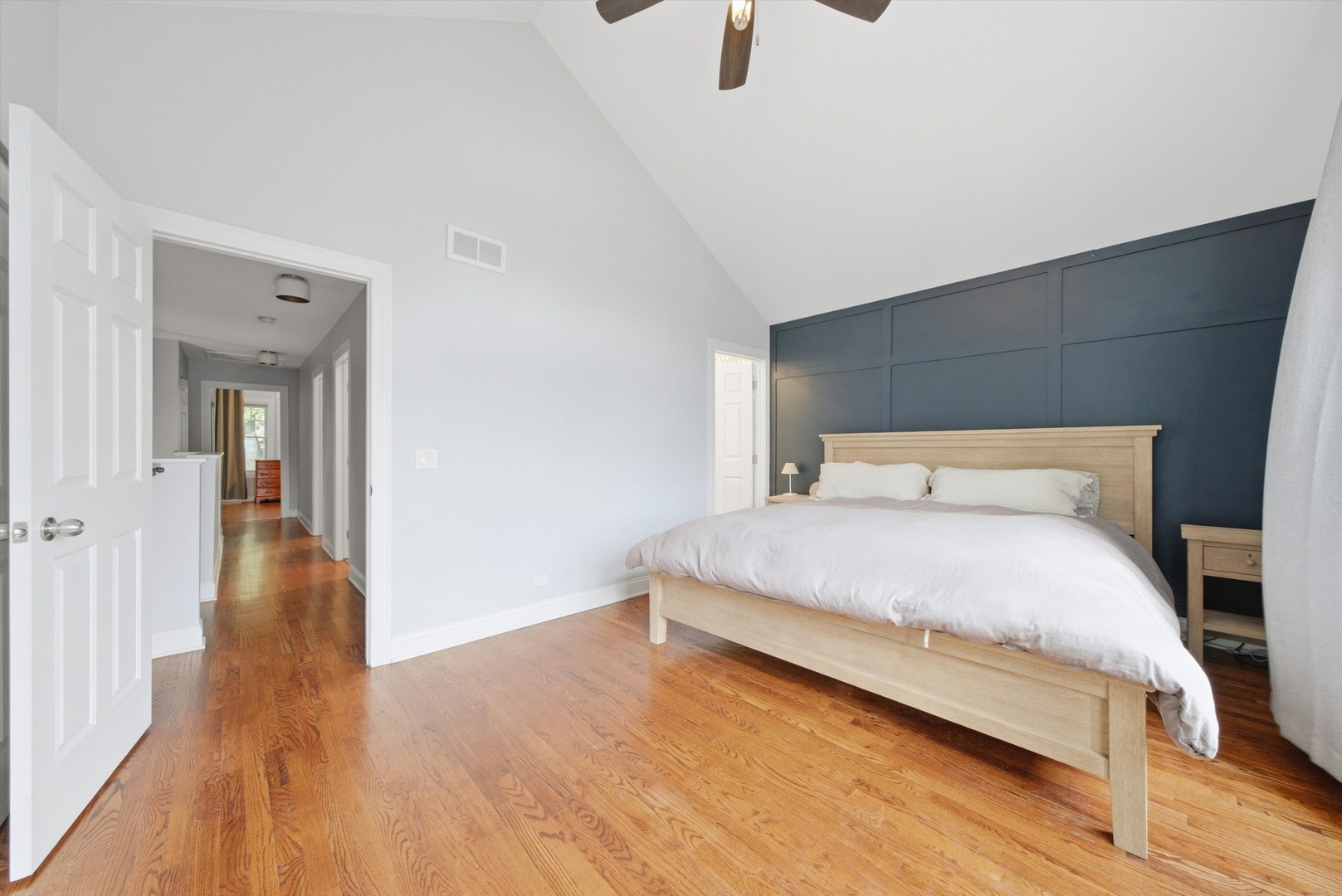 1621 W Huron Street Property Photo 13