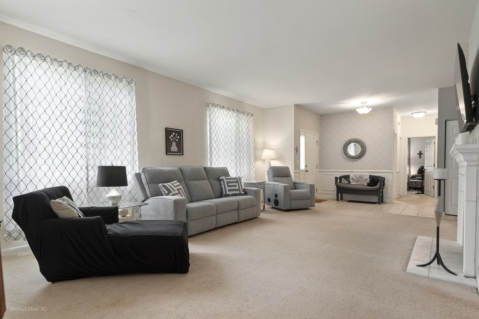 15749 Cove Circle Property Photo 8