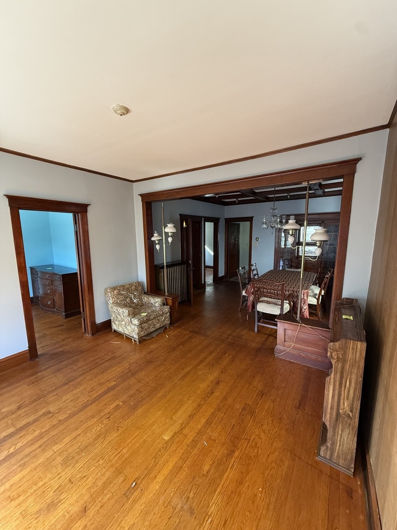2448 W Gunnison Street 2 Property Photo 8