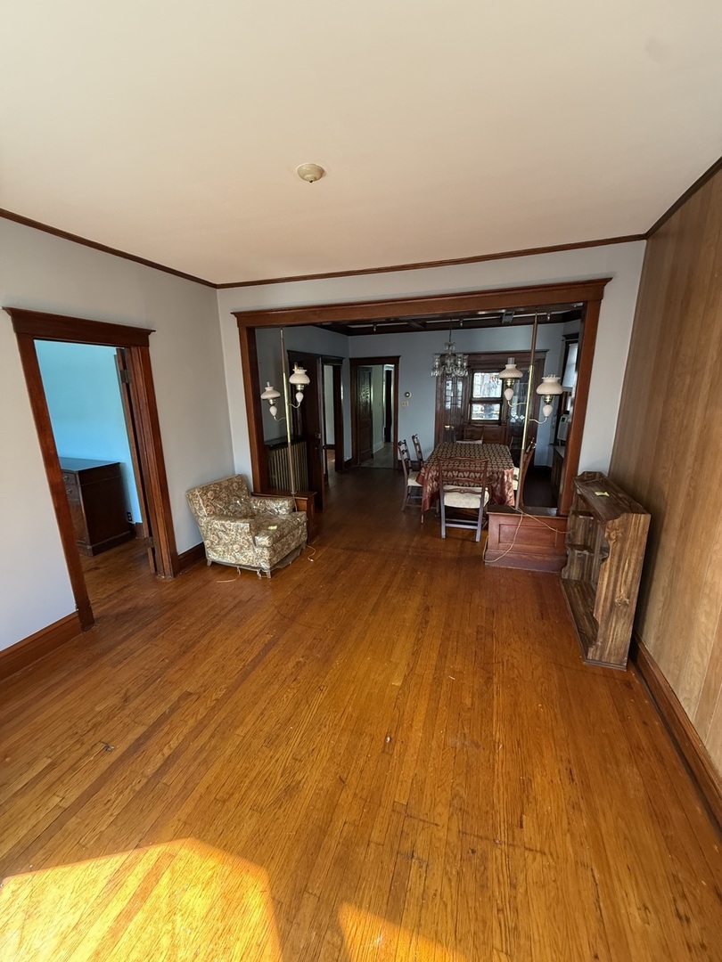 2448 W Gunnison Street 2 Property Photo 10