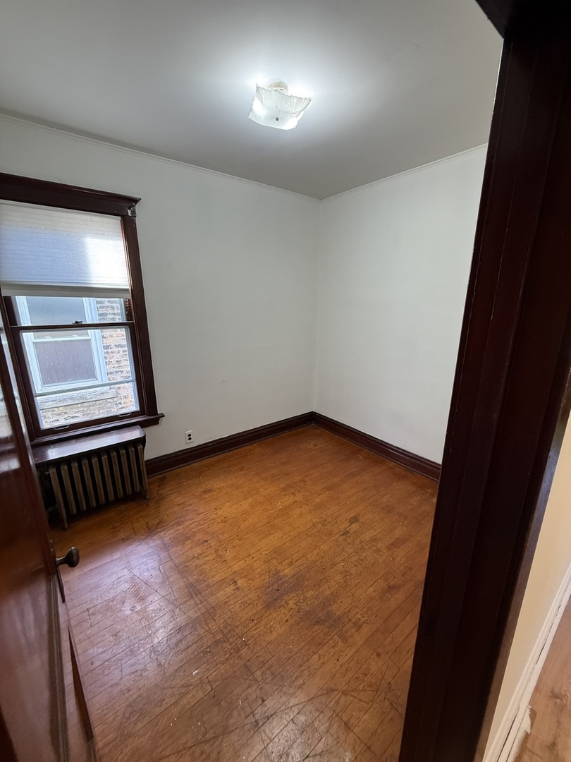 2448 W Gunnison Street 2 Property Photo 19